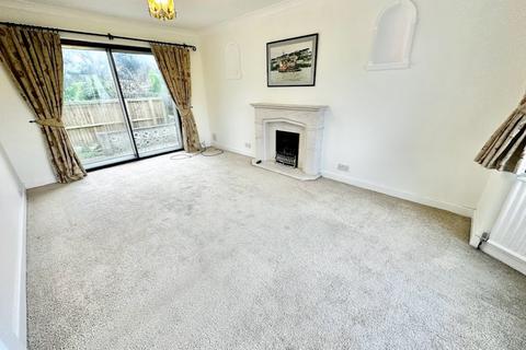 2 bedroom bungalow for sale, Garstang Road West, Poulton-Le-Fylde FY6