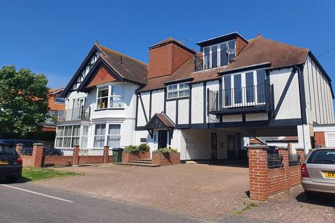 2 bedroom flat to rent, Eversley Court, Aldwick Avenue, Bognor Regis, PO21