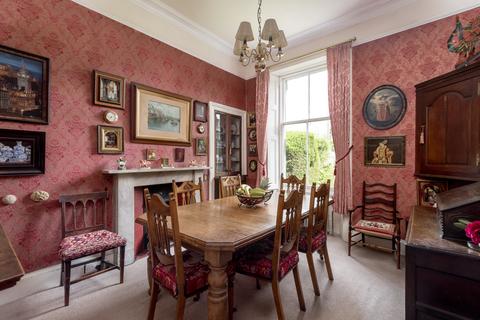 27 Park Road, Edinburgh, EH6 4LA