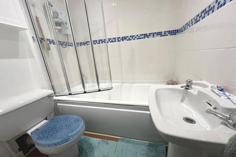1 bedroom flat for sale, East King Street, Helensburgh G84