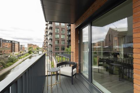 2 bedroom apartment for sale, The Colmore, Snow Hill Wharf, Shadwell Street, Birmingham, B4