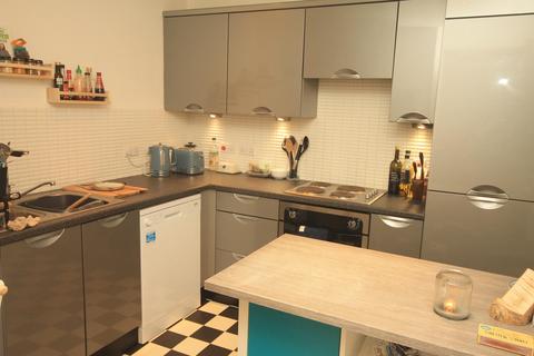 2 bedroom flat for sale, 323 Bramhall Lane, Sheffield, S2