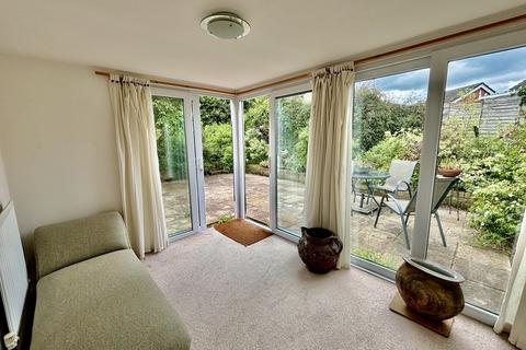 6 Cottle Mead, Corsham, SN13 9UP
