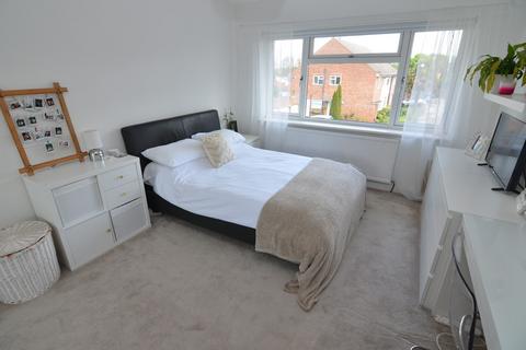 2 bedroom maisonette to rent, Esher Close, Bexley DA5