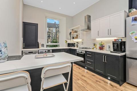 1/1, 12 Dollar Terrace, Glasgow, G20 0BG