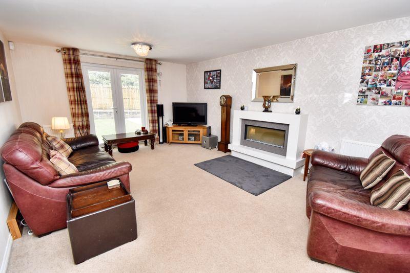 Lauderdale Place, Kilsyth 5 bed detached house for sale £389,000
