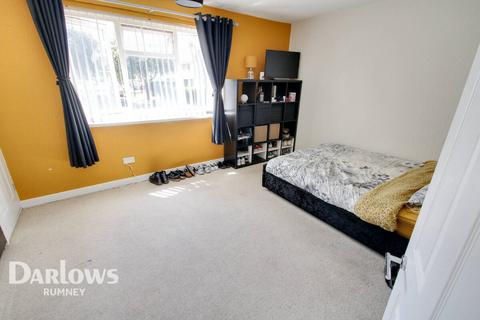 2 bedroom flat for sale, Trowbridge Road, Cardiff