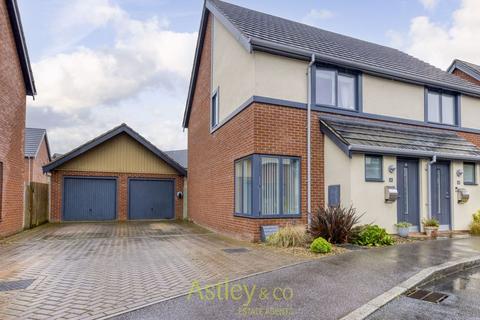 2 bedroom semi-detached house for sale, Blaxter Way, Sprowston, Norwich