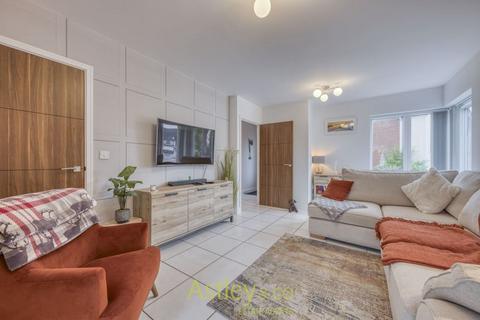 26 Blaxter Way, Norwich, NR7 8BF