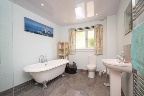 15 Macrosty Gardens, Crieff, PH7 4LP