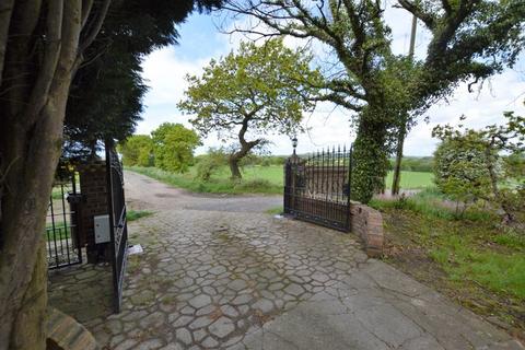 3 bedroom detached house for sale, Smethurst Road, Wigan WN5