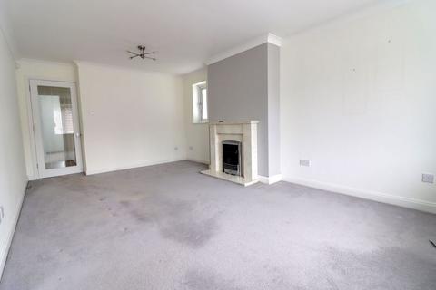 3 Beechfield Drive, Stafford, ST17 0YH