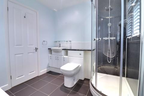3 Beechfield Drive, Stafford, ST17 0YH