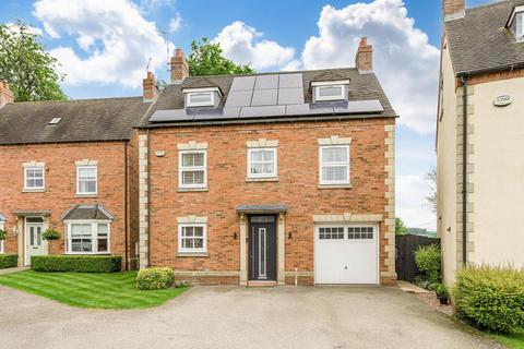 5 bedroom detached house for sale, Swinford LE17