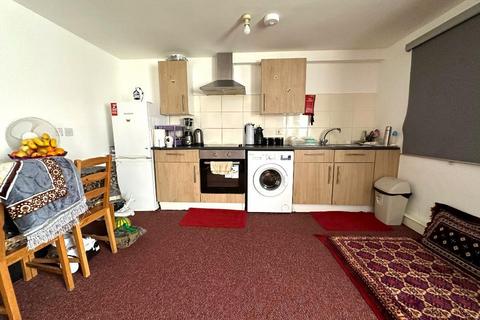 2 bedroom flat for sale, Biscot, Luton LU3