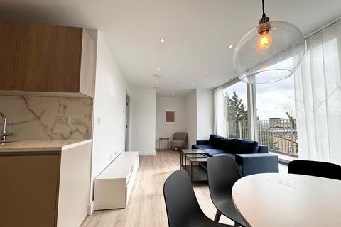 2 bedroom apartment to rent, Princes Court, London SW3