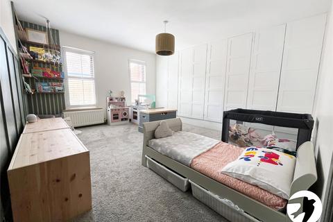 2 bedroom end of terrace house for sale, Stanhope Road, Strood, Kent, ME2