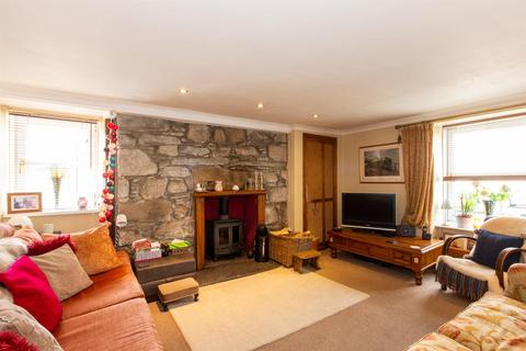 2 bedroom end of terrace house for sale, Castle Road, Grantown on Spey