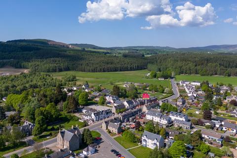 12 Castle Road, Grantown-on-spey, PH26 3HJ