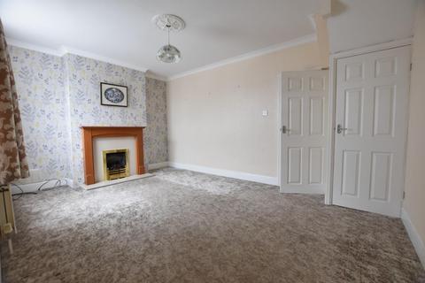 3 bedroom semi-detached house for sale, St. Hughs Crescent, Scunthorpe