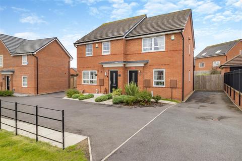 2 bedroom semi-detached house for sale, Lindhurst Way West, Mansfield