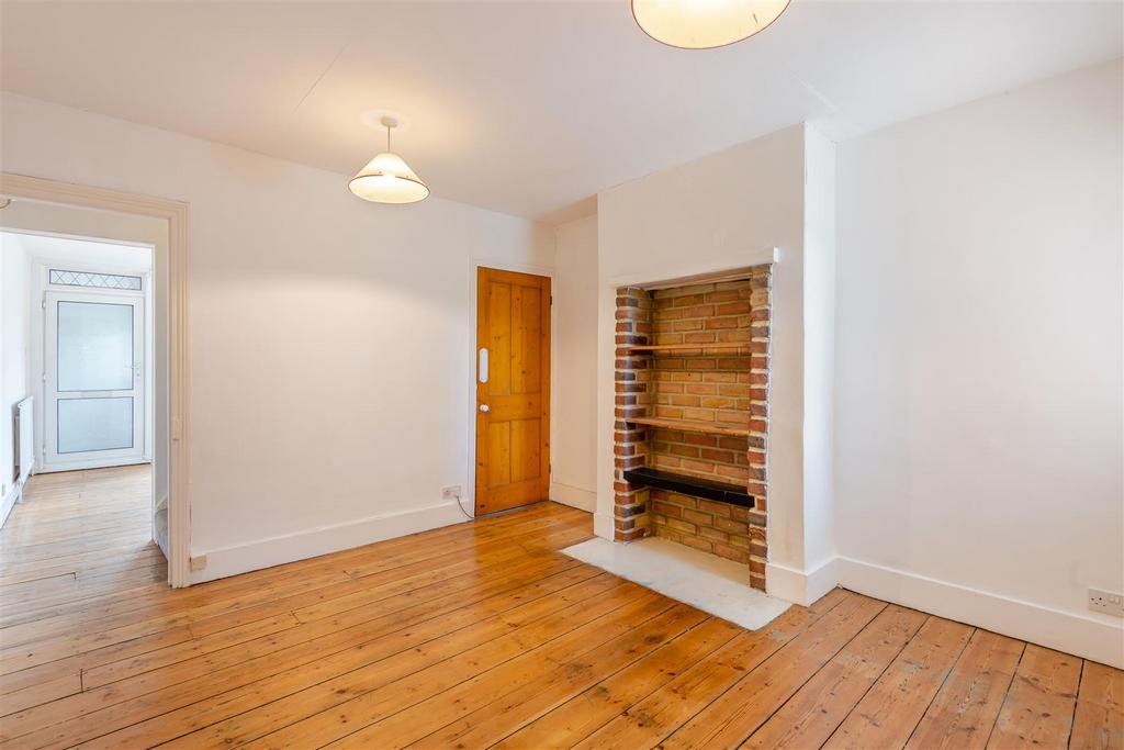 8599874-interior07.jpg