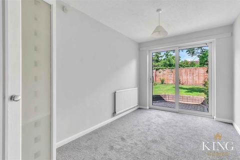 29 Alne Bank Road, Alcester, B49 6QU
