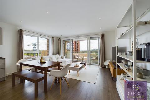 2 bedroom apartment to rent, Damsel Walk, London, NW9