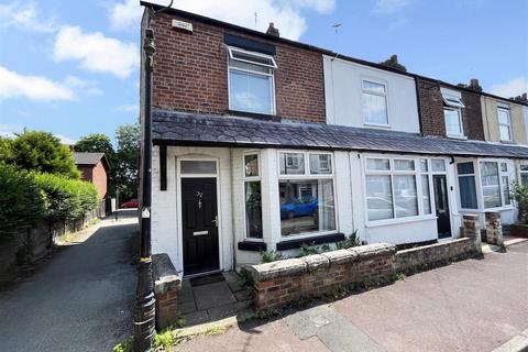 2 bedroom end of terrace house for sale, Hyde Grove, Sale