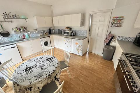 2 bedroom end of terrace house for sale, Hyde Grove, Sale