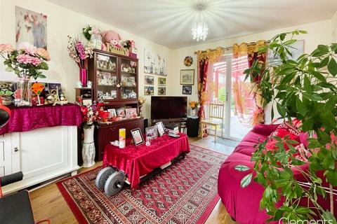 4 bedroom semi-detached house for sale, Oatridge Gardens, Hemel Hempstead HP2