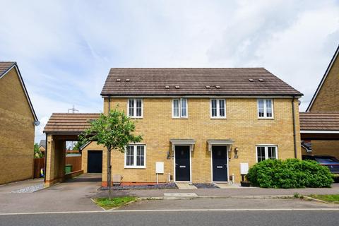 3 bedroom semi-detached house for sale, Bellona Drive, Leighton Buzzard