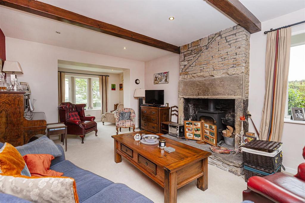 Living/Sitting Room