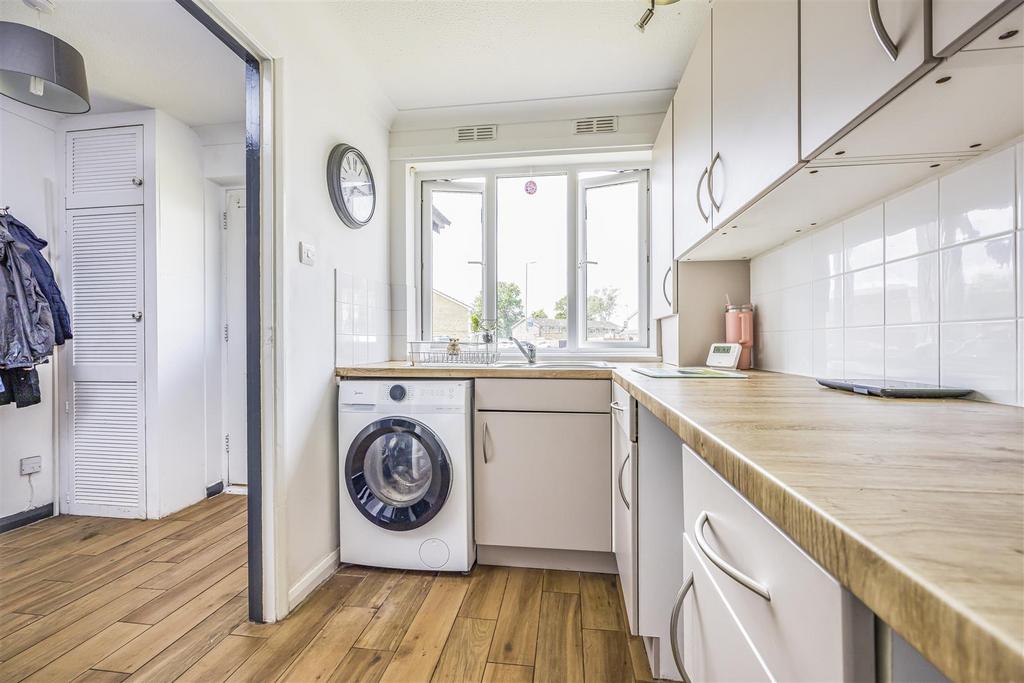 90 Prospect Lane, Havant-Portico Marketing-Sarah Oli