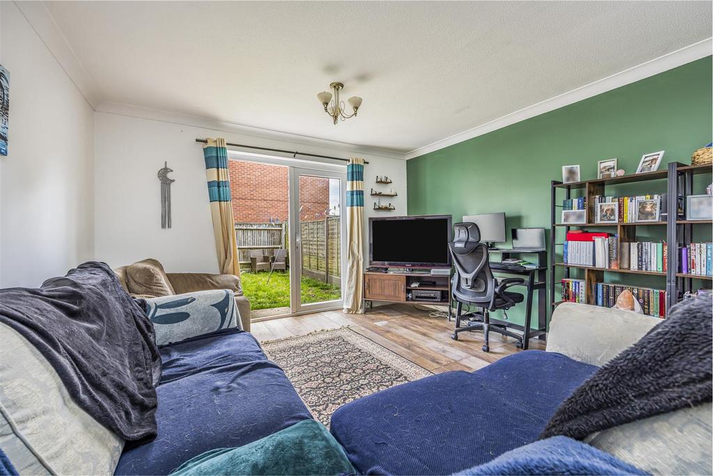 90 Prospect Lane, Havant-Portico Marketing-Sarah Oli