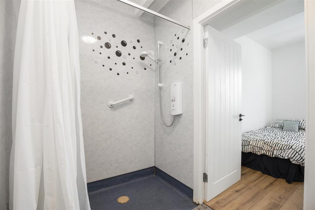 39 Selvage Street13.jpg
