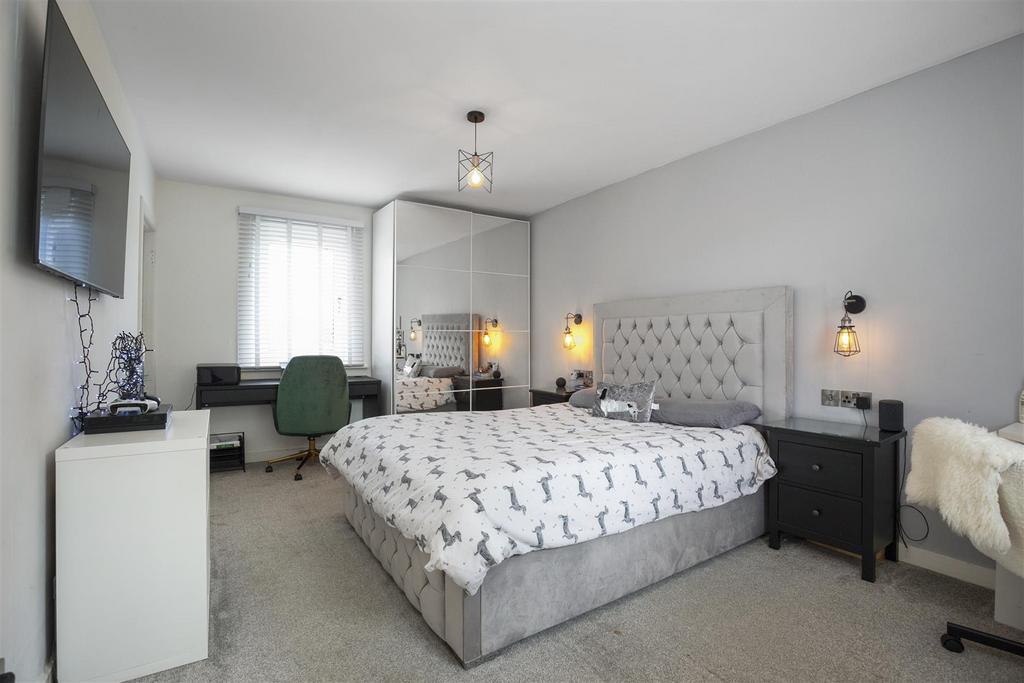 39 Selvage Street14.jpg