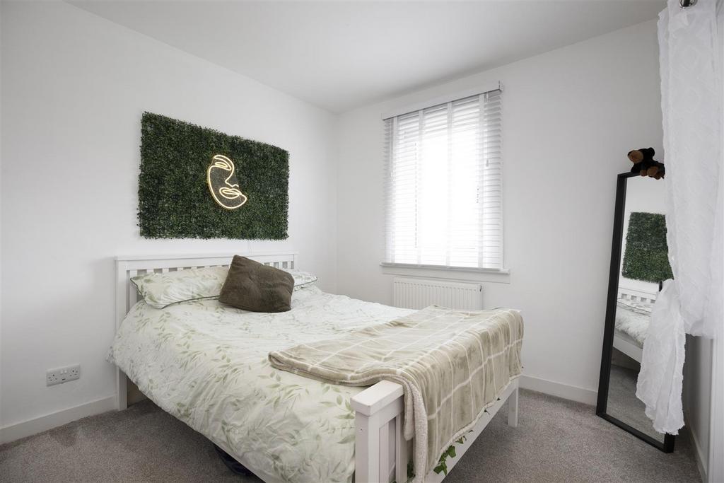 39 Selvage Street19.jpg