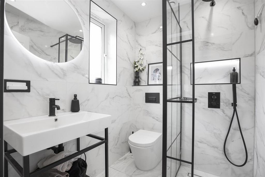 39 Selvage Street21.jpg