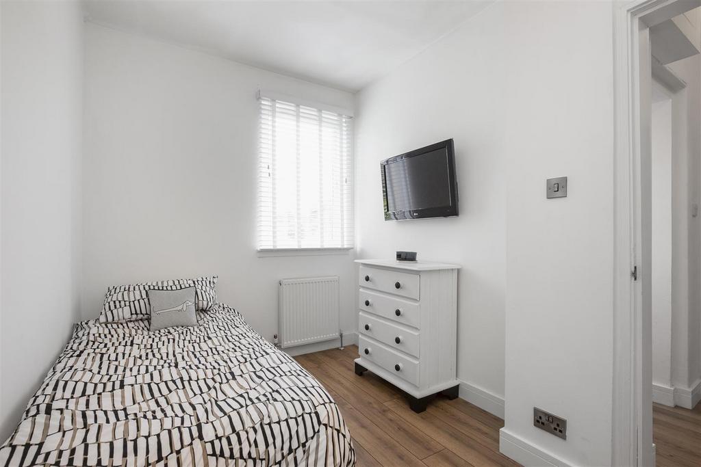 39 Selvage Street10.jpg