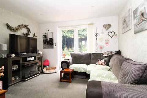 3 bedroom end of terrace house for sale, Camden Road, Broadstairs