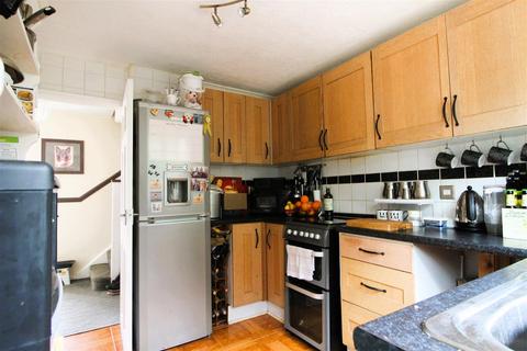 3 bedroom end of terrace house for sale, Camden Road, Broadstairs