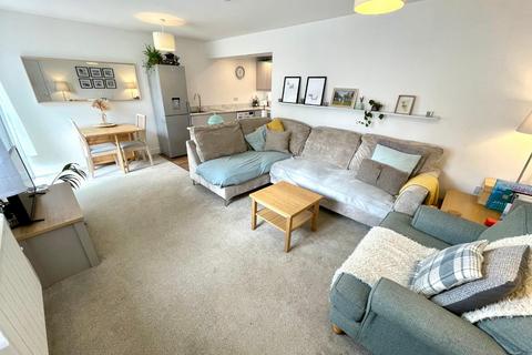 2 bedroom maisonette to rent, Coverack Close, Delapre, Northampton, NN4