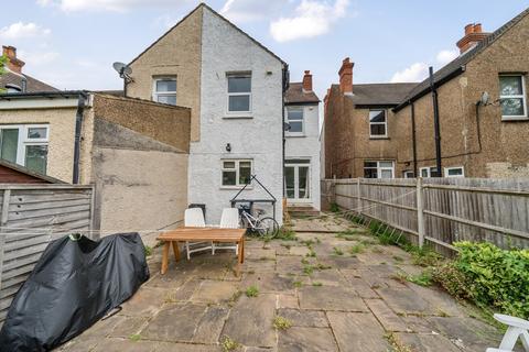87 Weston Road, Guildford, GU2 8AS