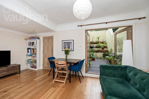 Lansdowne Place, Hove, BN3