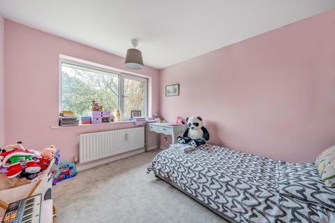 3 Pickhurst Lane, Bromley, BR2 7JE