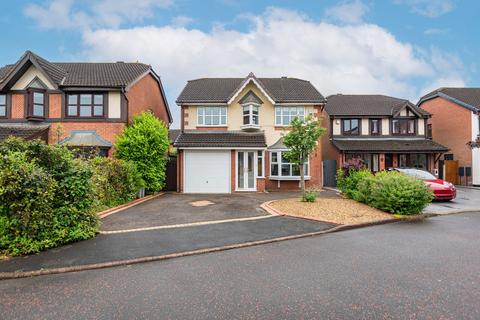 5 Evesham Close, Leigh, WN7 3NX