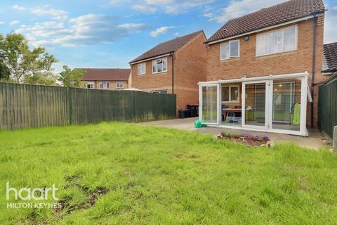 5 Lanercost Crescent, Monkston, Milton Keynes, MK10 9EA