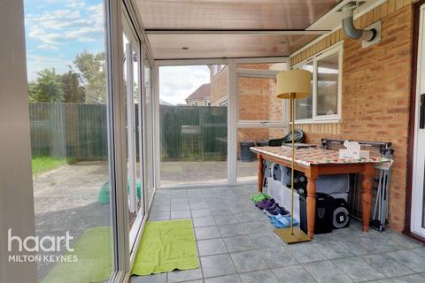 5 Lanercost Crescent, Monkston, Milton Keynes, MK10 9EA