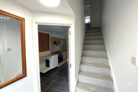 3 bedroom terraced house for sale, Shallcross Crescent, Hatfield